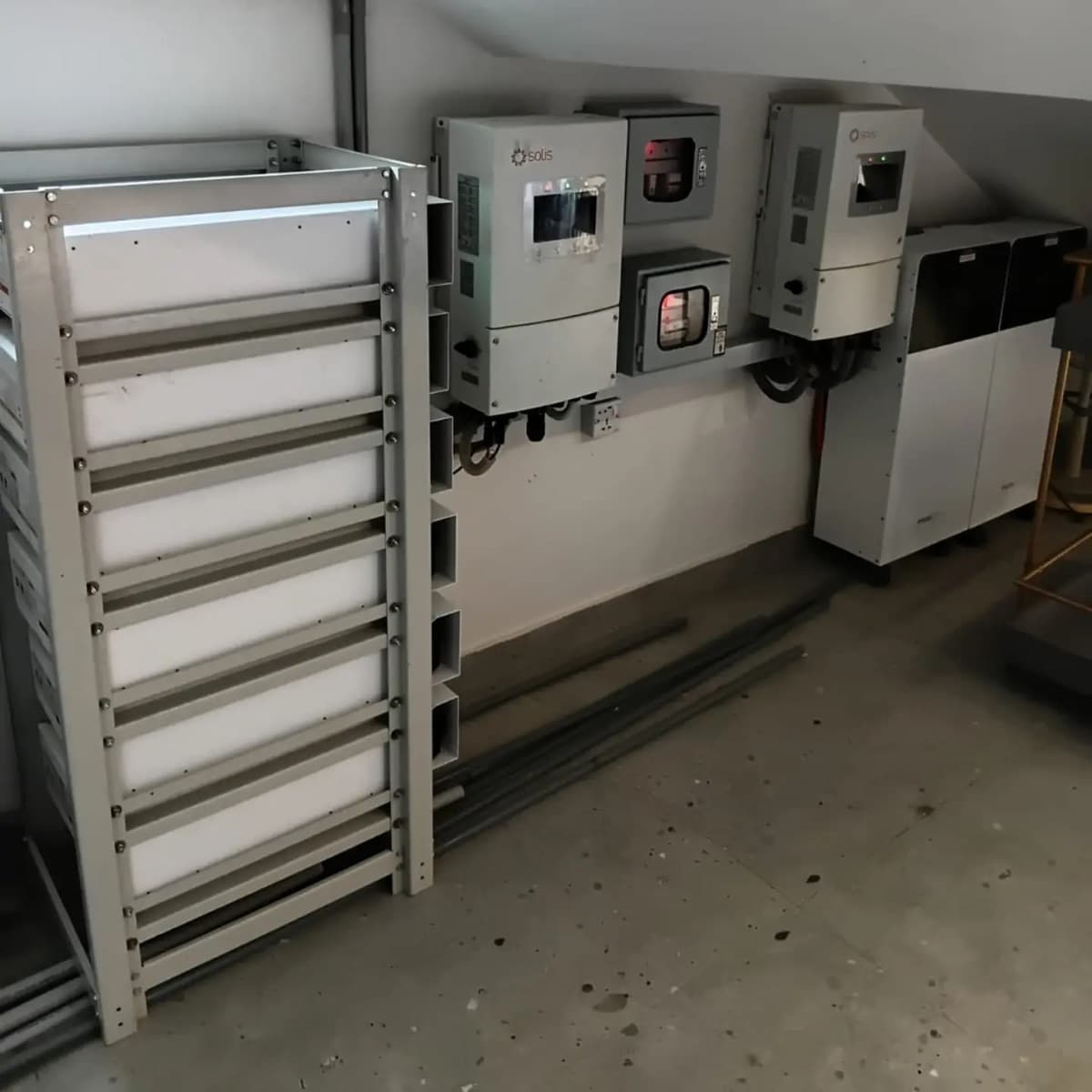 Solis hybrid inverters with Pylontech lithium batteries in DHA Phase 6